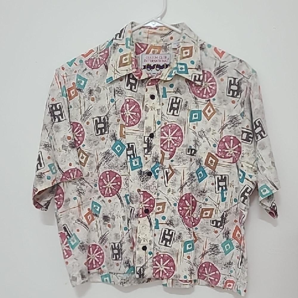 Custom Club International Van Heusen Geometric Vintage Button Down Cropped Top